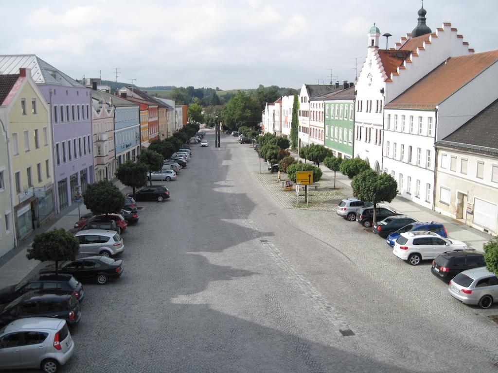 Hotel Am Marktplatz Gangkofen Εξωτερικό φωτογραφία